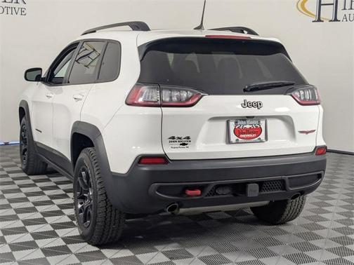 2022 Jeep Cherokee Trailhawk
