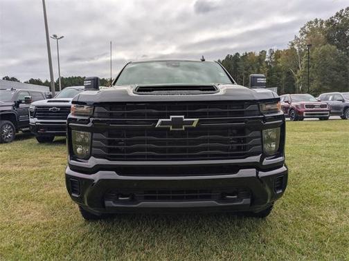 2026 Chevrolet Silverado 2500 Custom