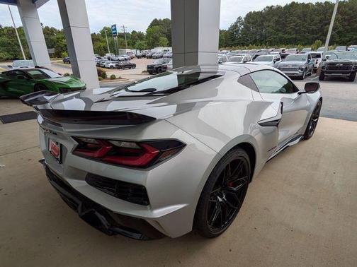 Blade Silver Metallic 2026 Chevrolet Corvette Z06