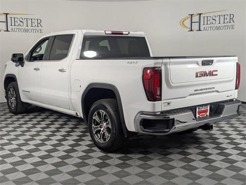 2025 GMC Sierra 1500 SLT