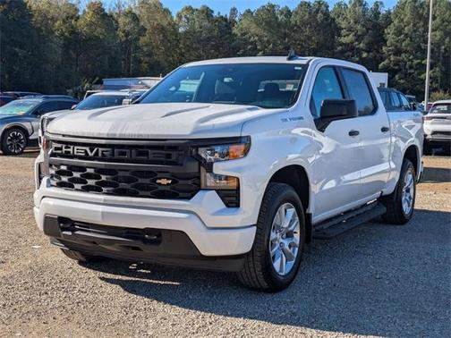 2025 Chevrolet Silverado 1500 Custom