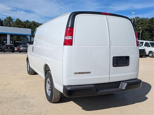 2025 Chevrolet Express 2500 Work Van