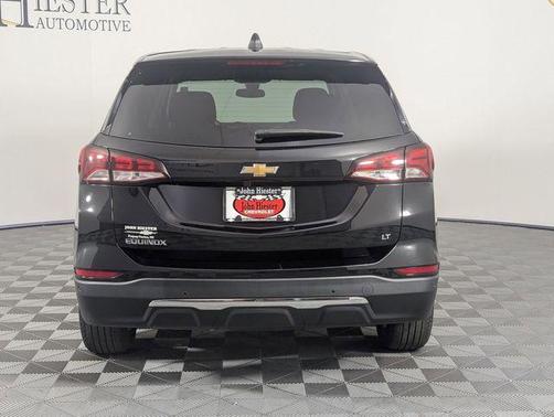Mosaic Black Metallic 2024 Chevrolet Equinox LT