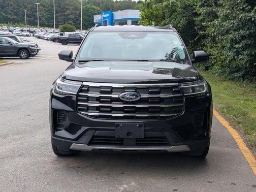 Black Metallic 2025 Ford Explorer Active