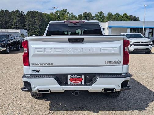 Polar White 2026 Chevrolet Silverado 1500 High Country