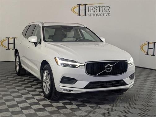 2021 Volvo XC60 T5 Momentum
