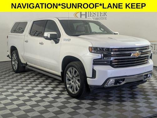Iridescent Pearl Tricoat 2019 Chevrolet Silverado 1500 High Country