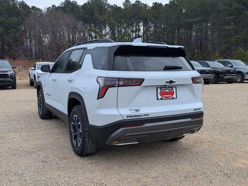 Polar White 2026 Chevrolet Equinox ACTIV