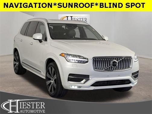 2022 Volvo XC90 T6 Inscription 7 Passenger