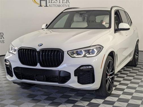 2021 BMW X5 M50i