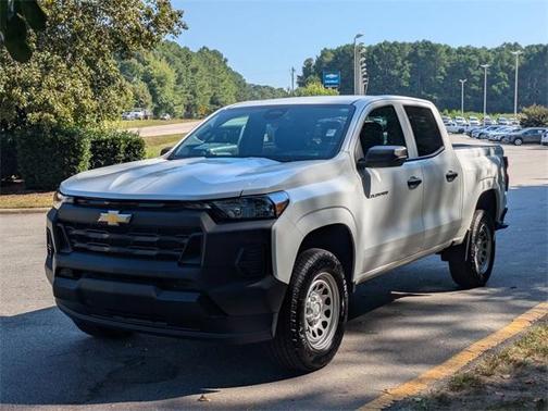 2025 Chevrolet Colorado WT