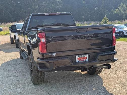 2025 Chevrolet Silverado 2500 Custom