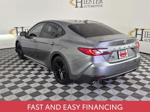Metal 2026 Toyota Camry SE
