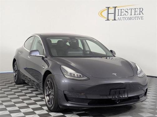 2019 Tesla Model 3 Standard Range Plus