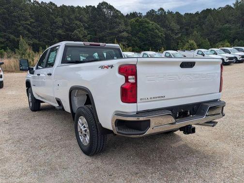 Summit White 2026 Chevrolet Silverado 2500 WT