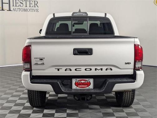 2019 Toyota Tacoma SR