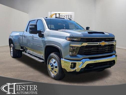 Sterling Gray Metallic 2026 Chevrolet Silverado 3500 LT