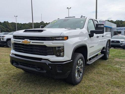 2025 Chevrolet Silverado 2500 Custom
