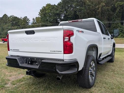 2025 Chevrolet Silverado 2500 Custom