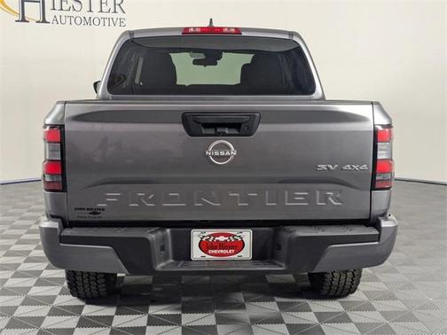 2023 Nissan Frontier SV