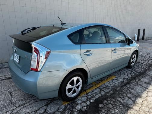2014 Toyota Prius Three