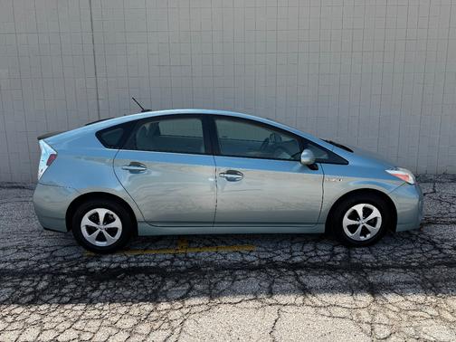2014 Toyota Prius Three