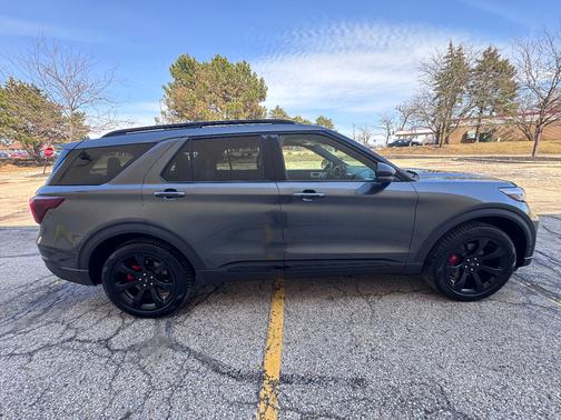 Grey 2020 Ford Explorer ST