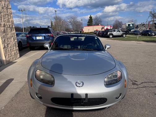 Silver 2007 Mazda MX-5 Miata Sport