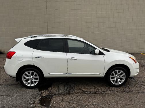 2011 Nissan Rogue SL
