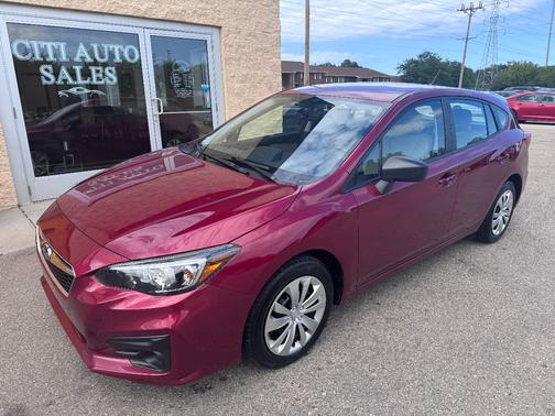 Red 2019 Subaru Impreza 2.0i
