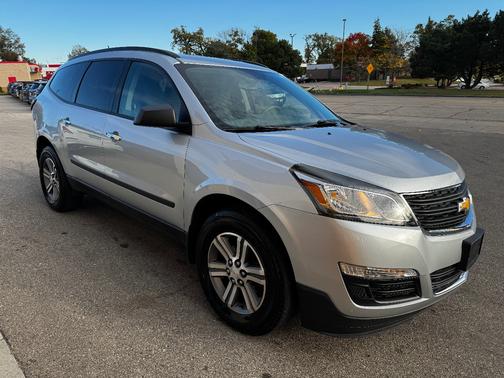 2017 Chevrolet Traverse LS