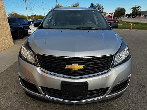 2017 Chevrolet Traverse LS