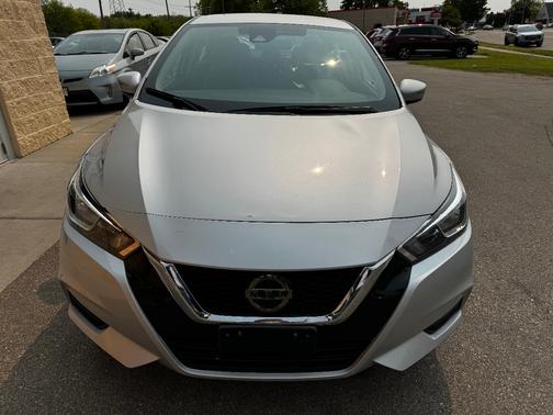2020 Nissan Versa 1.6 SV