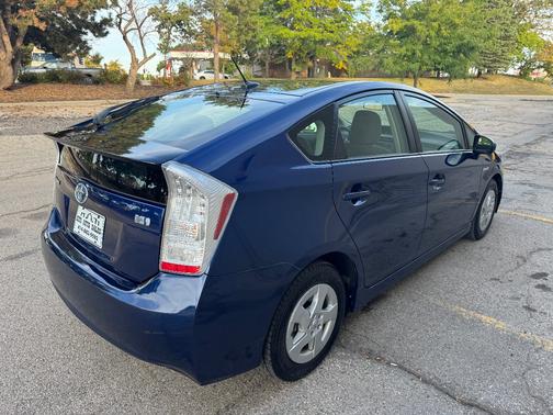 2011 Toyota Prius III
