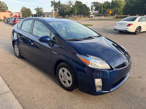 2011 Toyota Prius III