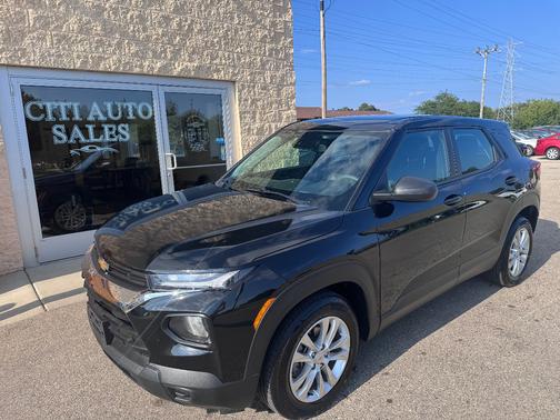 Black 2021 Chevrolet Trailblazer LS