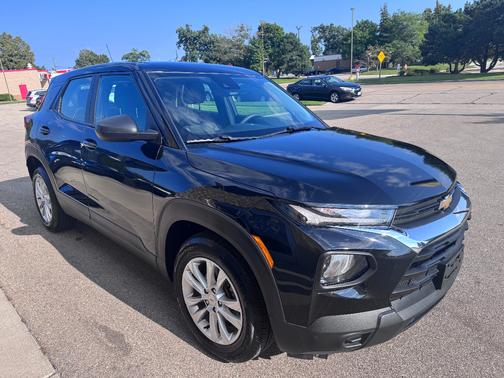 Black 2021 Chevrolet Trailblazer LS