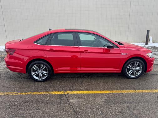 2019 Volkswagen Jetta 1.4T R-Line