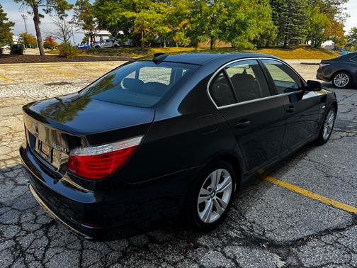 2009 BMW 528 xi