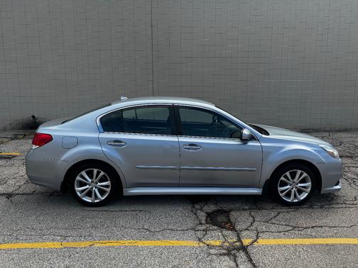 2014 Subaru Legacy 2.5i Premium