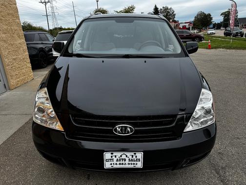 2009 Kia Sedona LX