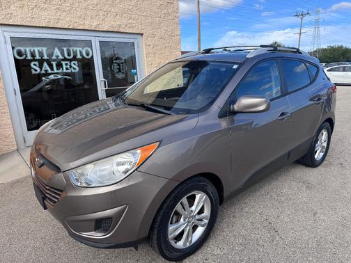 Grey 2011 Hyundai TUCSON GLS