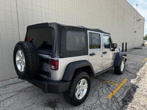 2013 Jeep Wrangler Unlimited Sport