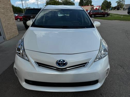 2012 Toyota Prius v Two