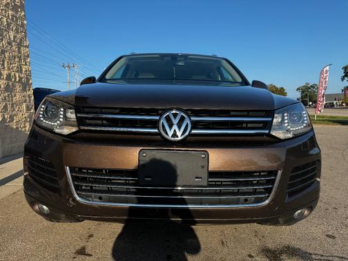 2013 Volkswagen Touareg TDI Lux