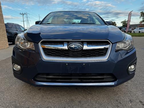 2012 Subaru Impreza 2.0i Limited