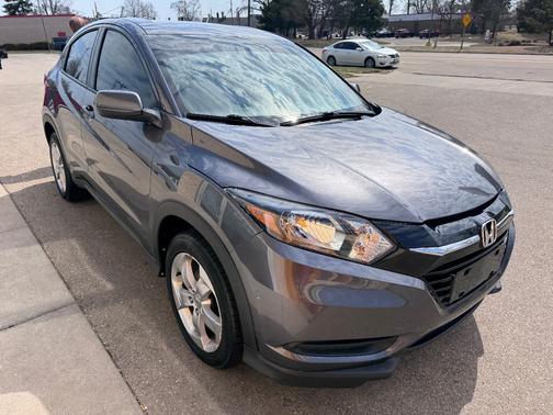 Grey 2016 Honda HR-V LX