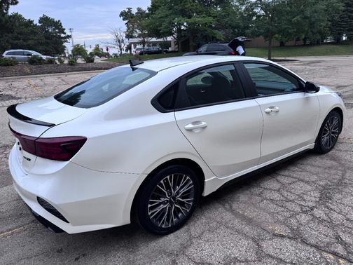 White 2024 Kia Forte GT-Line