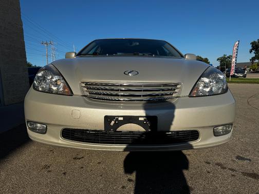 2004 Lexus ES 330 Base