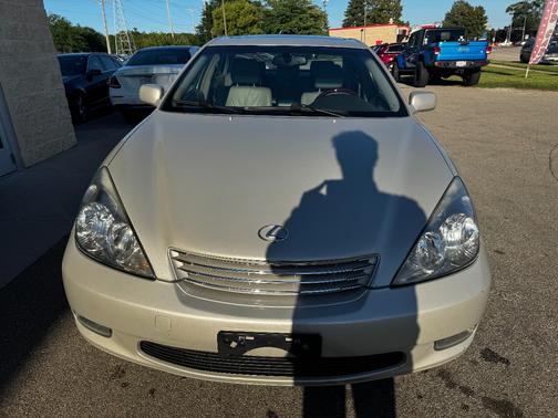 2004 Lexus ES 330 Base